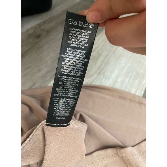 Adrianna Papell NWT Daisy Mesh Short Sleeve Cocoa Blouse, Sz Medium, MP $69 - Picture 11 of 11